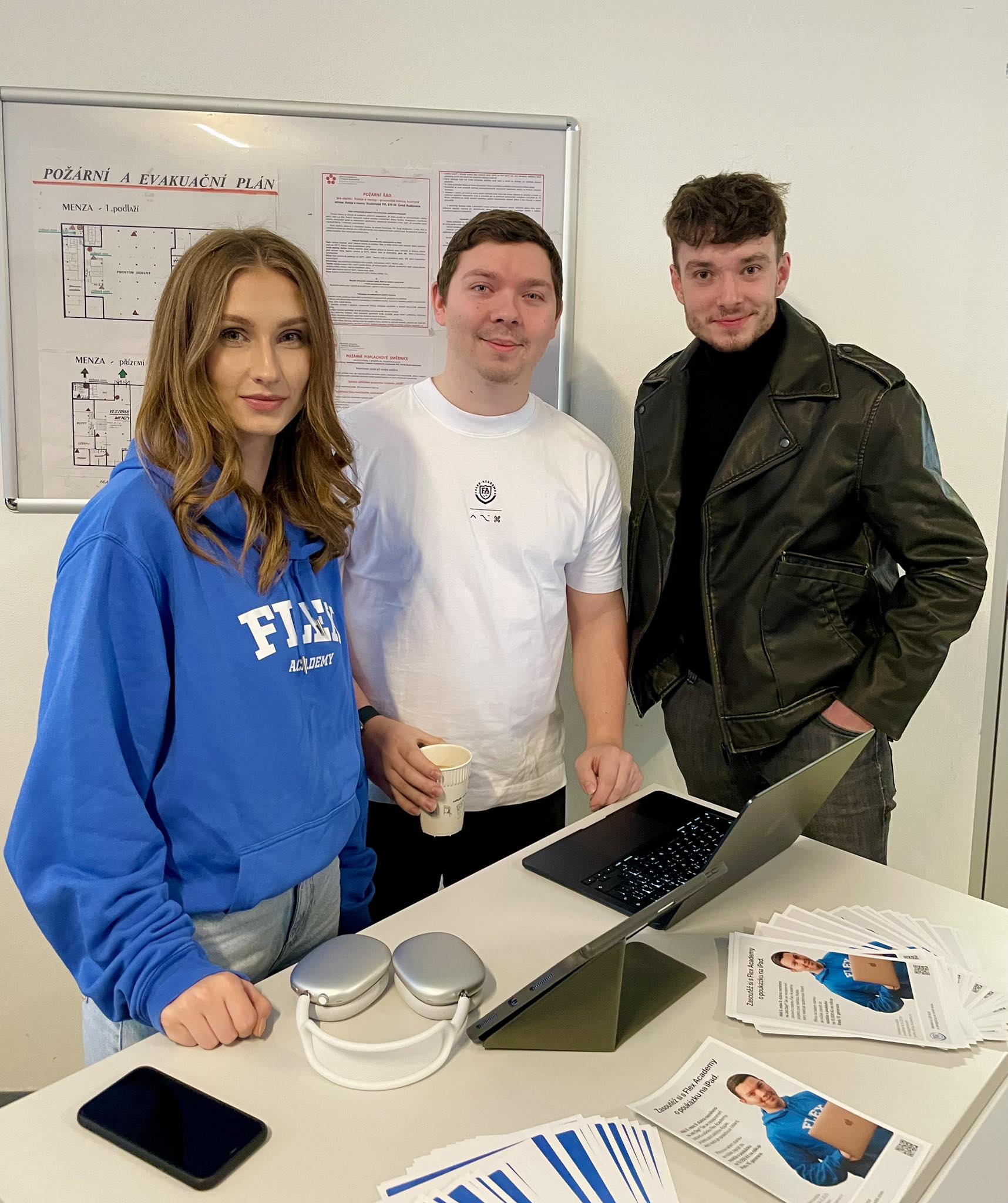 488252349_2379590109070532_20795037468784832_n